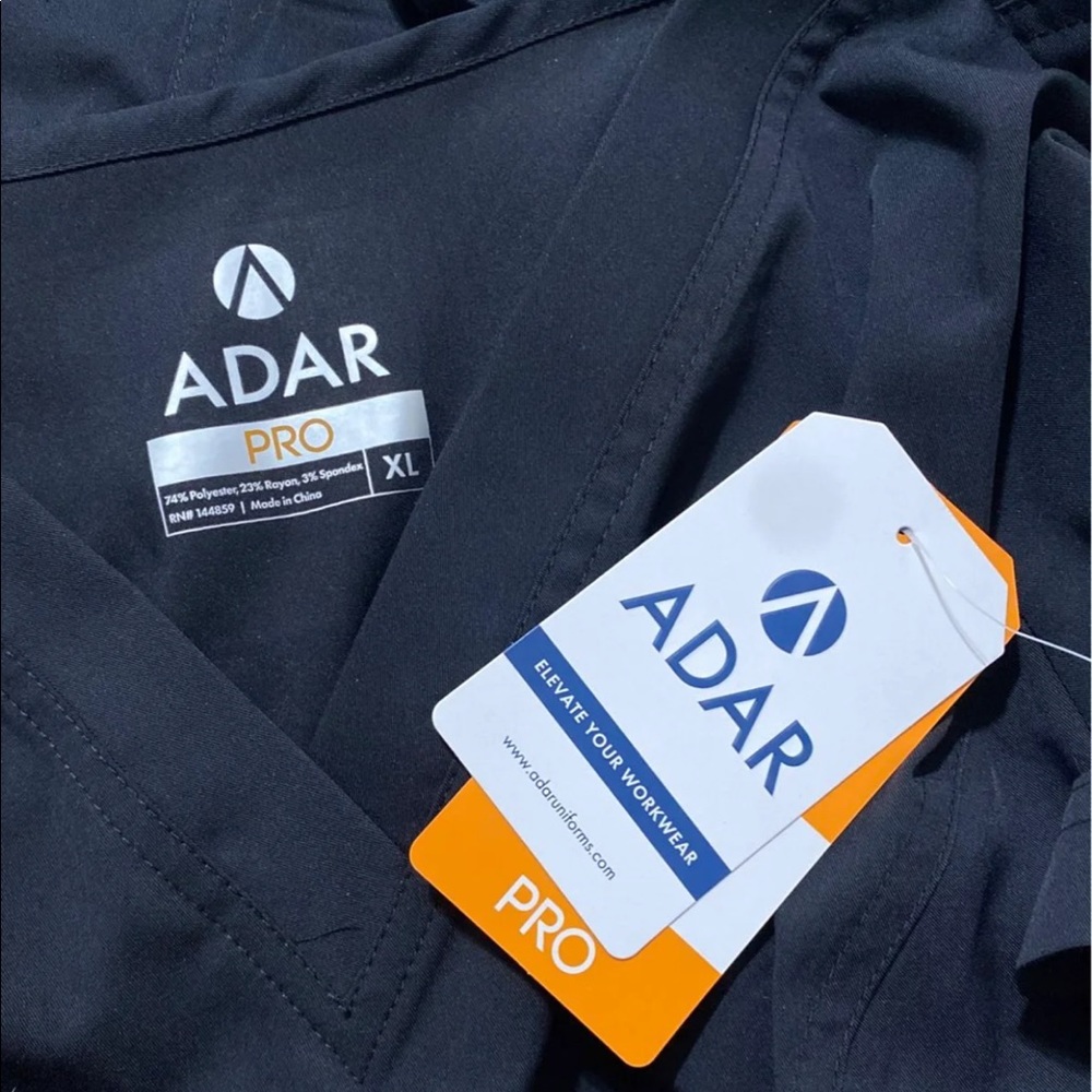 Adar scrub set